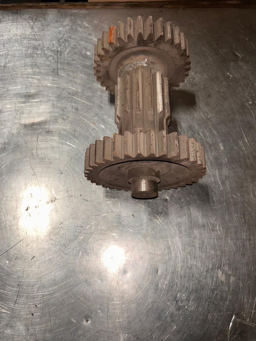 A-4328 FULLER AUX COUNTERSHAFT