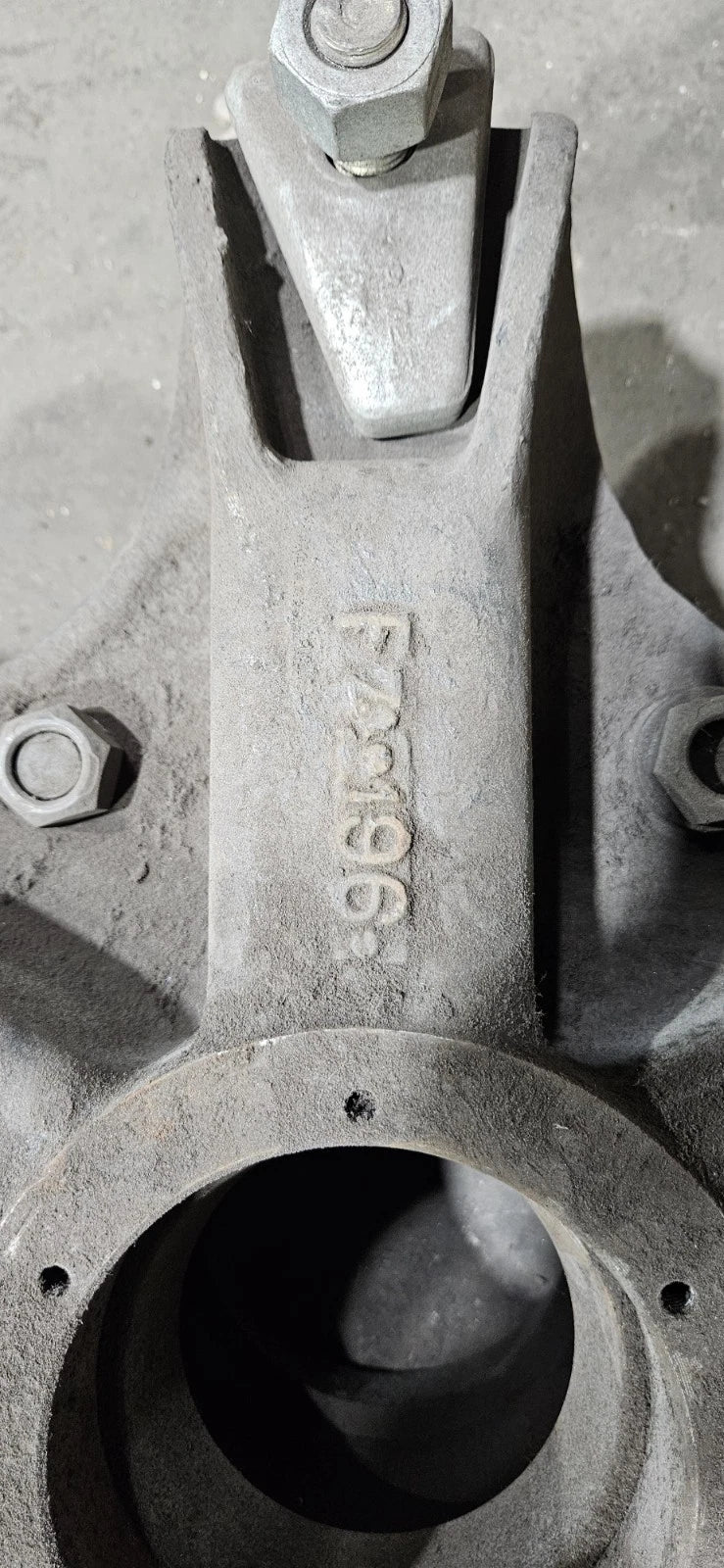 FZ-196-KX GUNITE/DAYTON FRONT SPOKE 24