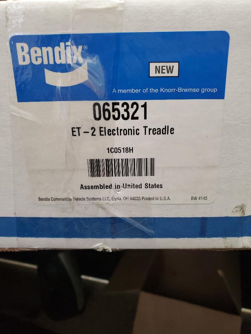 065321 ELECTRONIC TREADLE