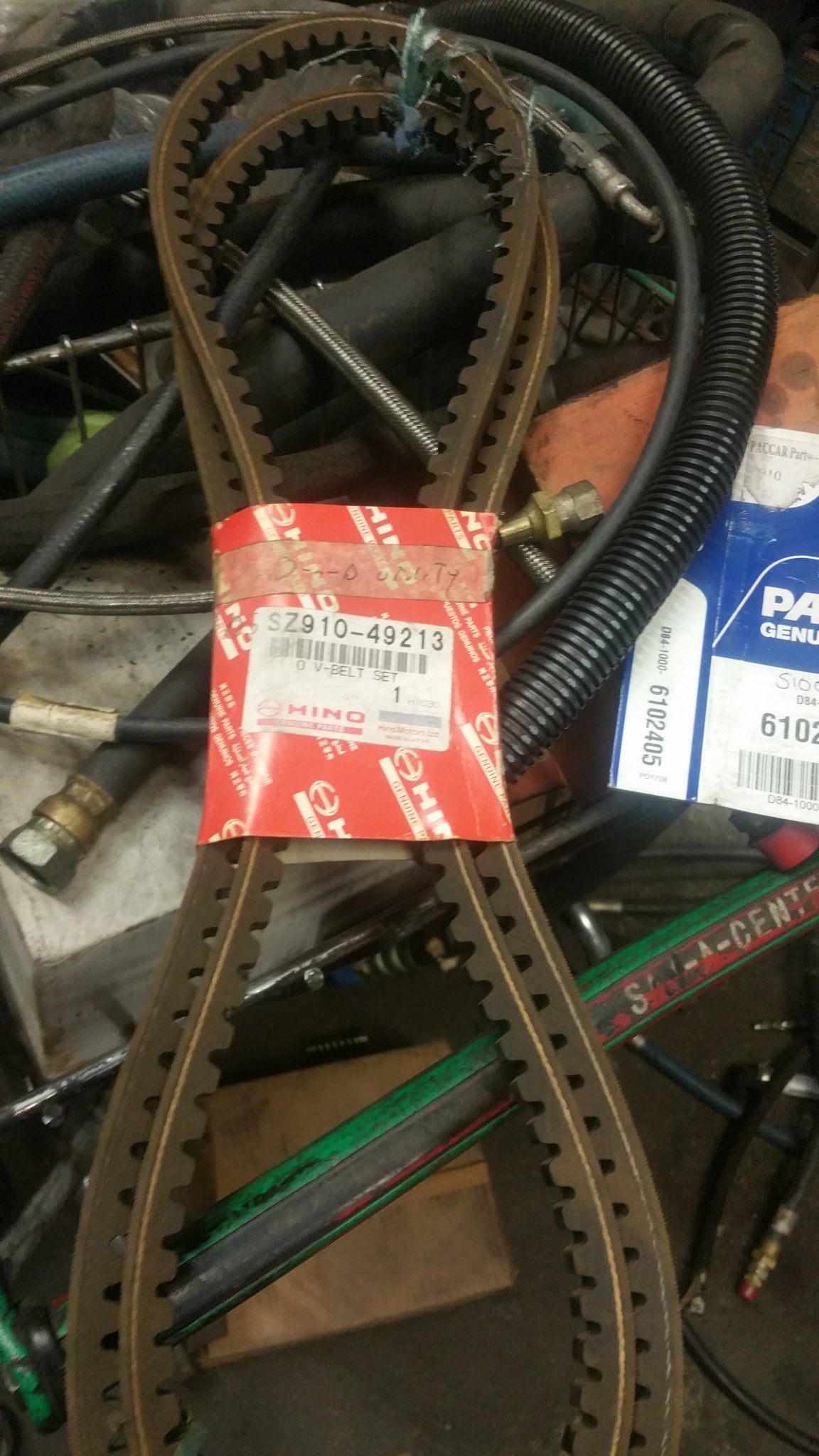 HINO SZ910-49213 BELT