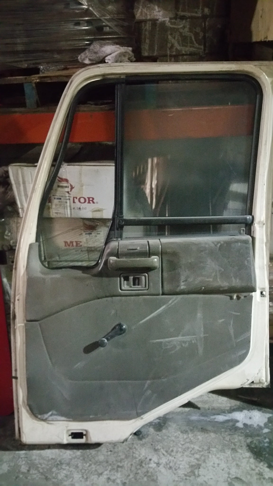 UD 2800 door- used