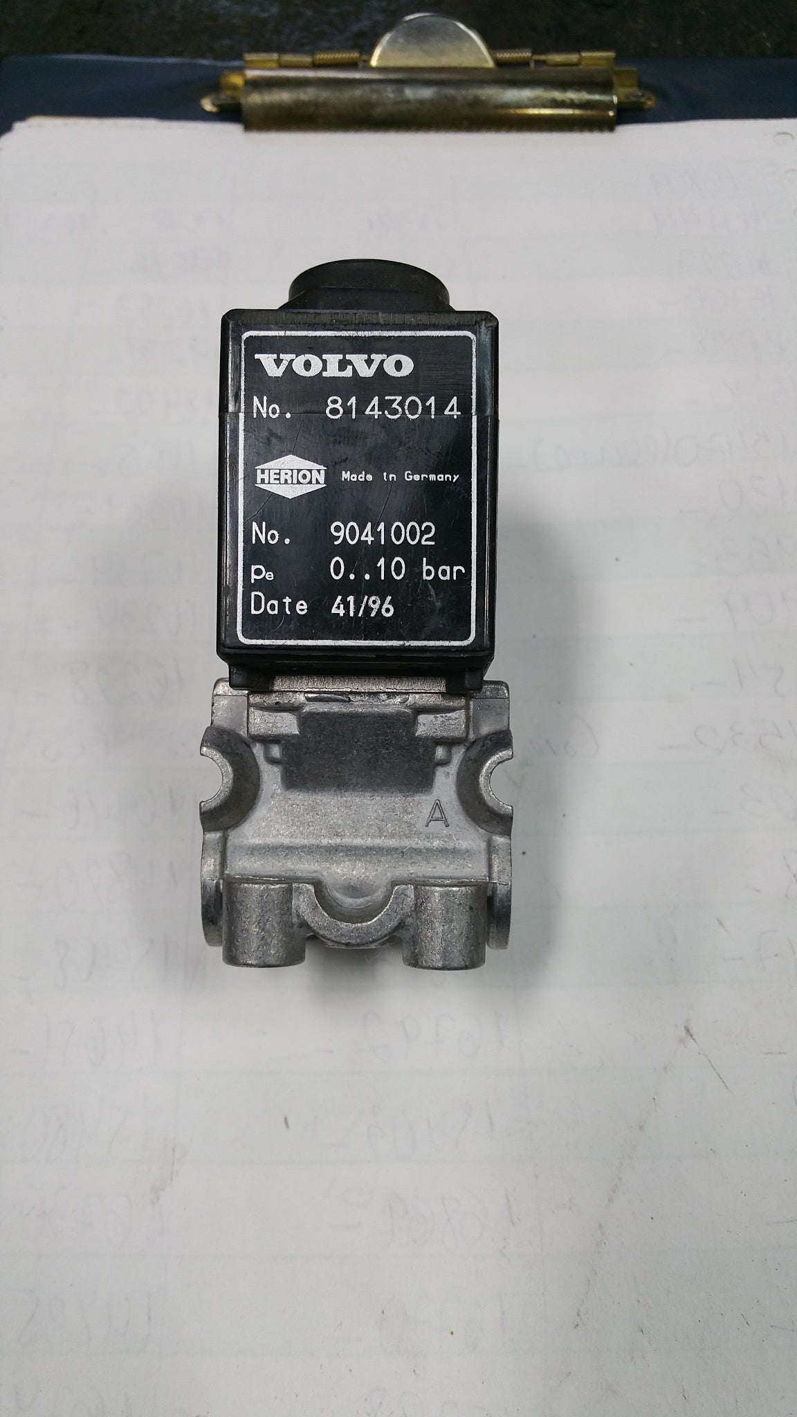 VOLVO 8143014 engine brake solenoid valve
