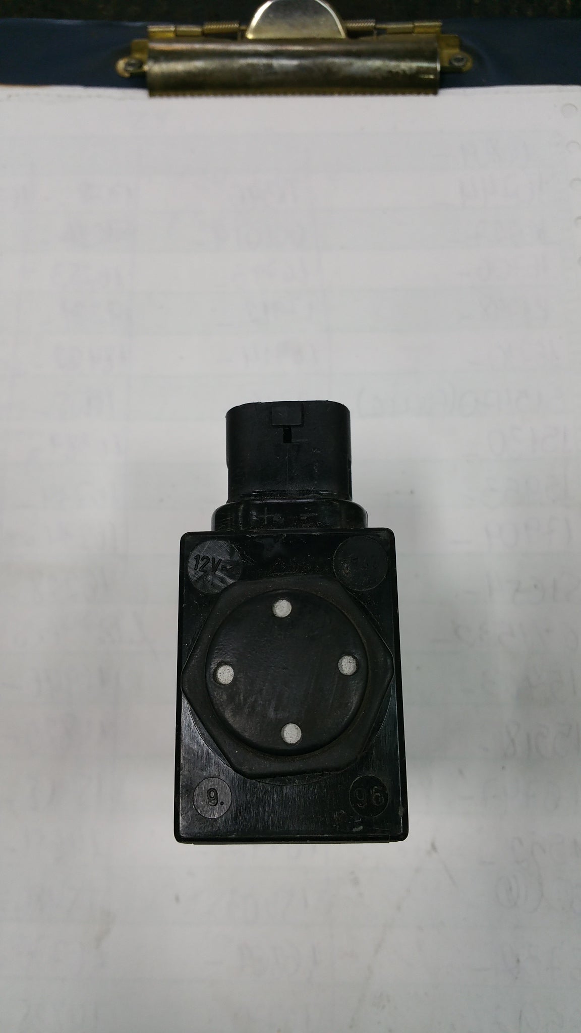 VOLVO 8143014 engine brake solenoid valve