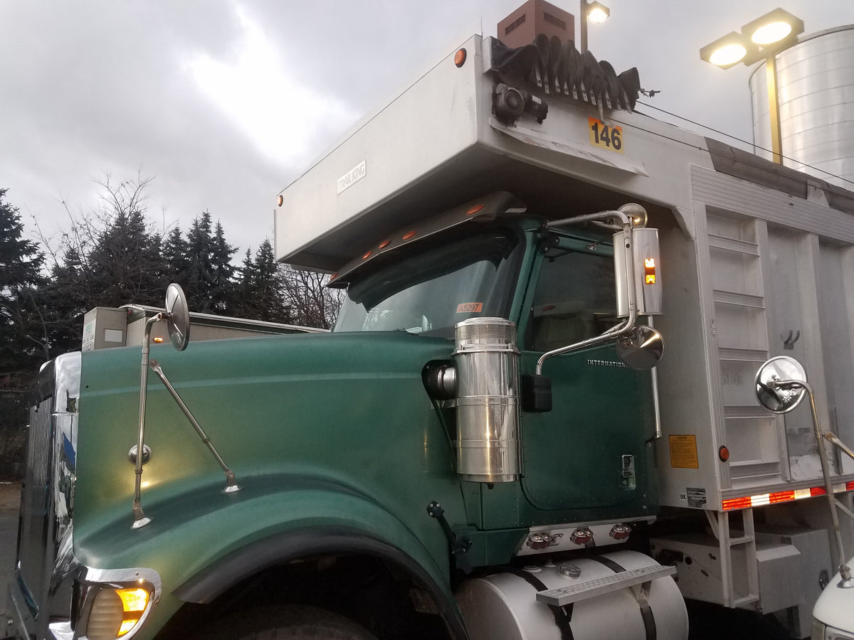 2006 International Dump truck