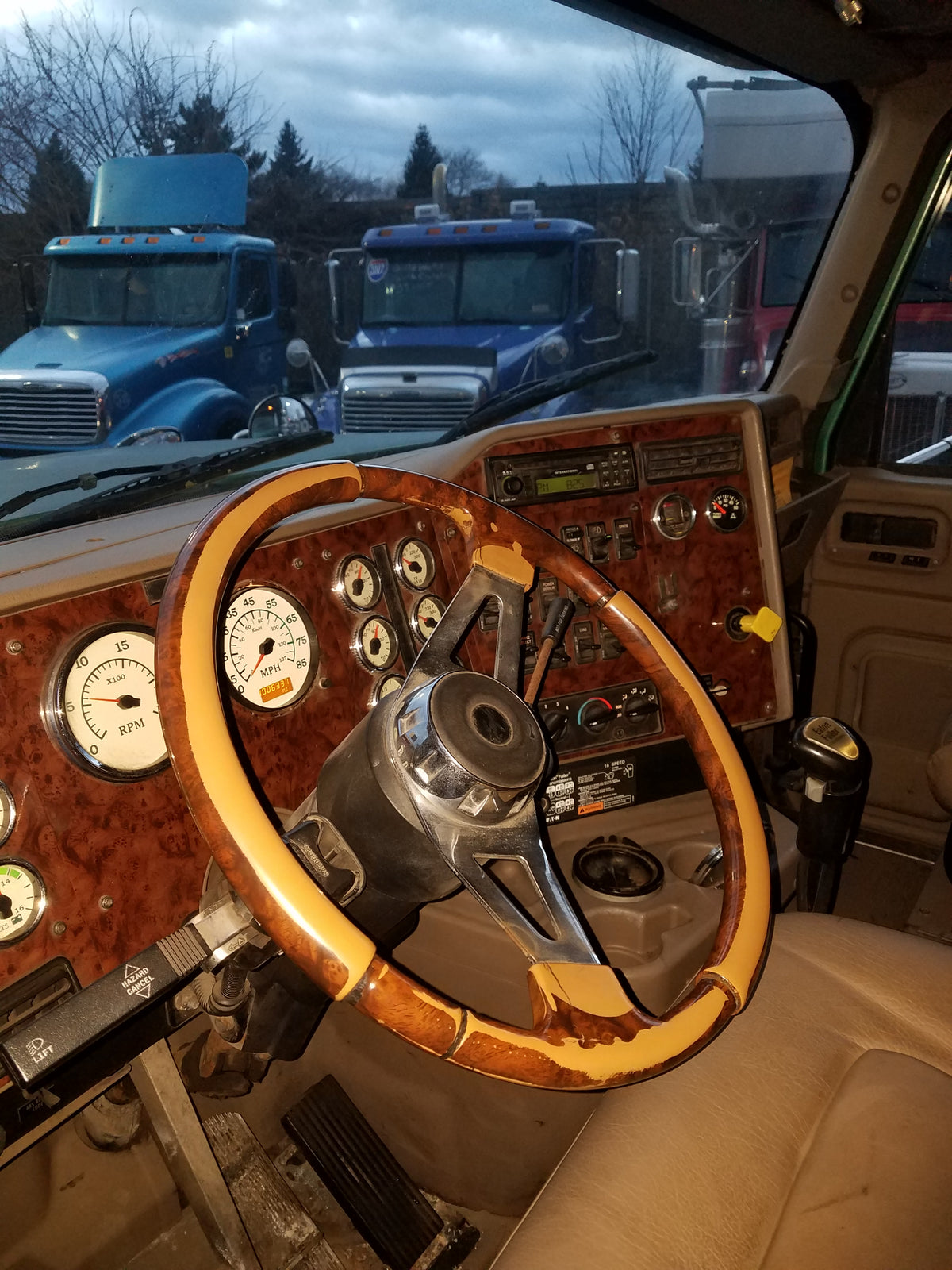 2006 International Dump truck