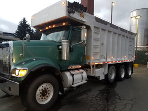 2006 International Dump truck