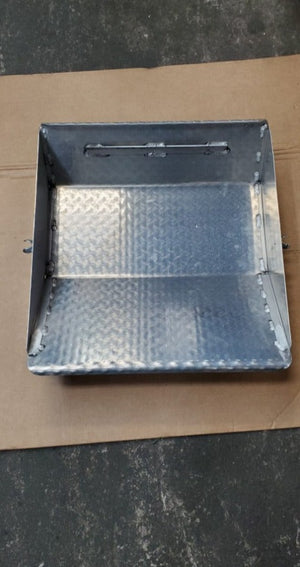 A06-75750-004, TOOL BOX COVER, FREIGHTLINER