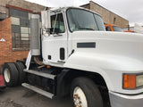 2004 MACK CH613 WITH MACK 427 HP 10 SPEED FULLER SINGLE AXLE DAY CAB- WHITE