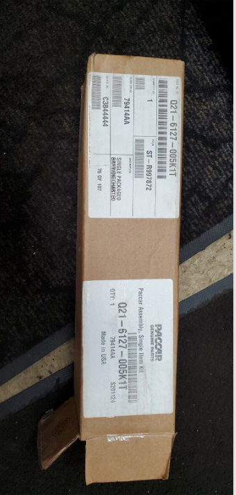 Brand New Sensor Def-Quality Paccar Q21-6167-005K1T / Q21-6170-005K1T