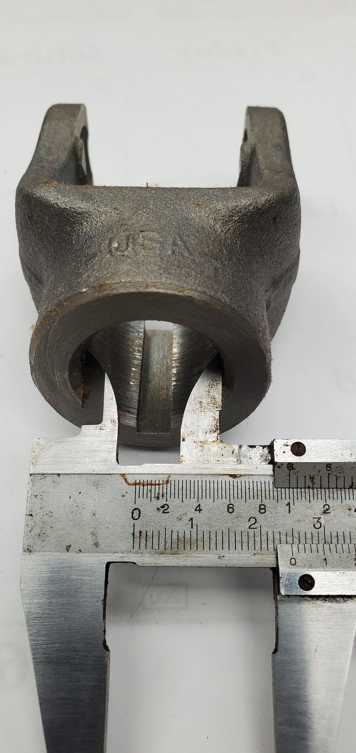 10-4-93 PTO YOKE 1000 SERIES